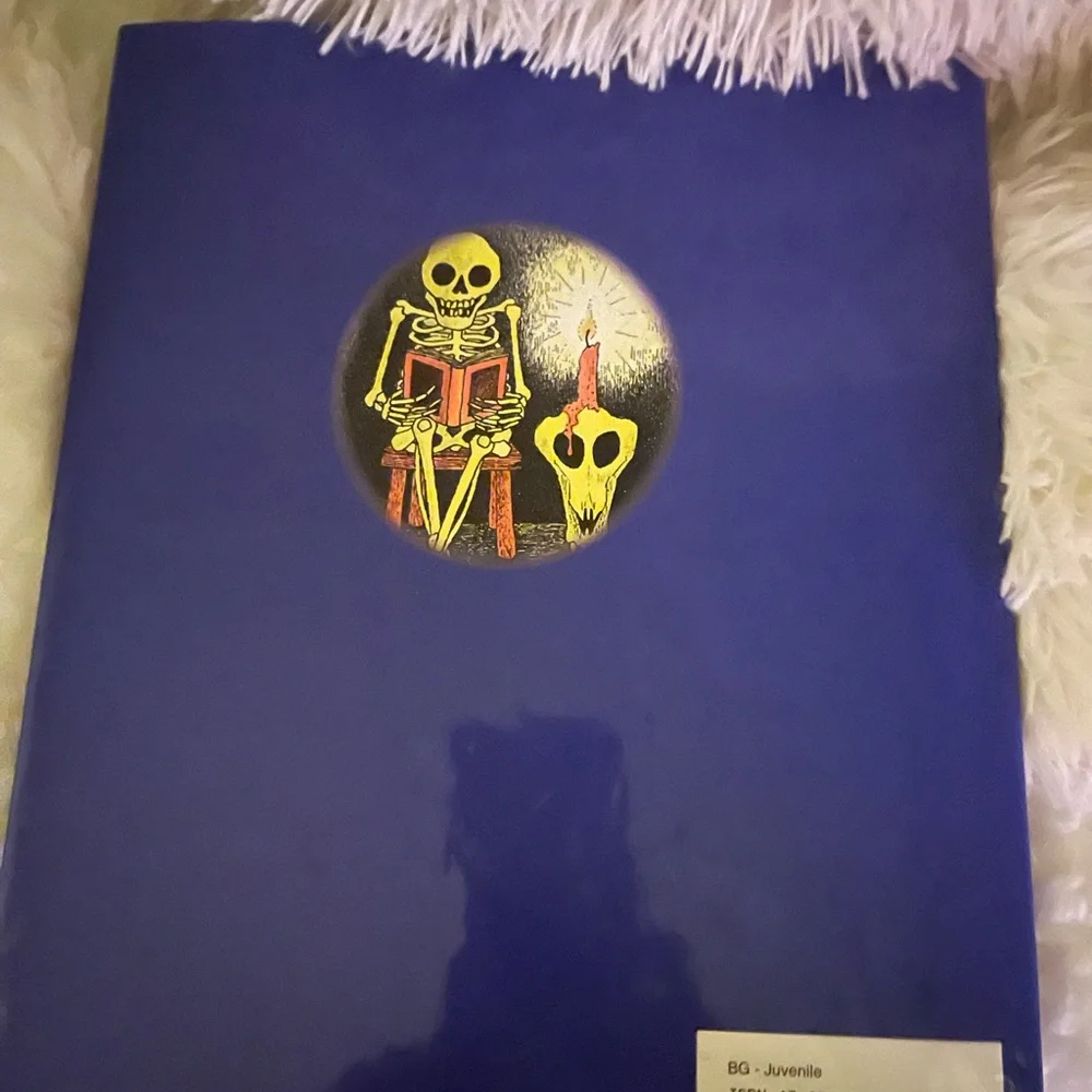 Book bundle - Picture 8 of 9